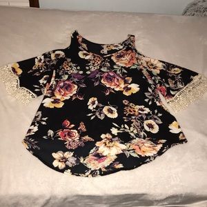 Xhilaration cold shoulder top